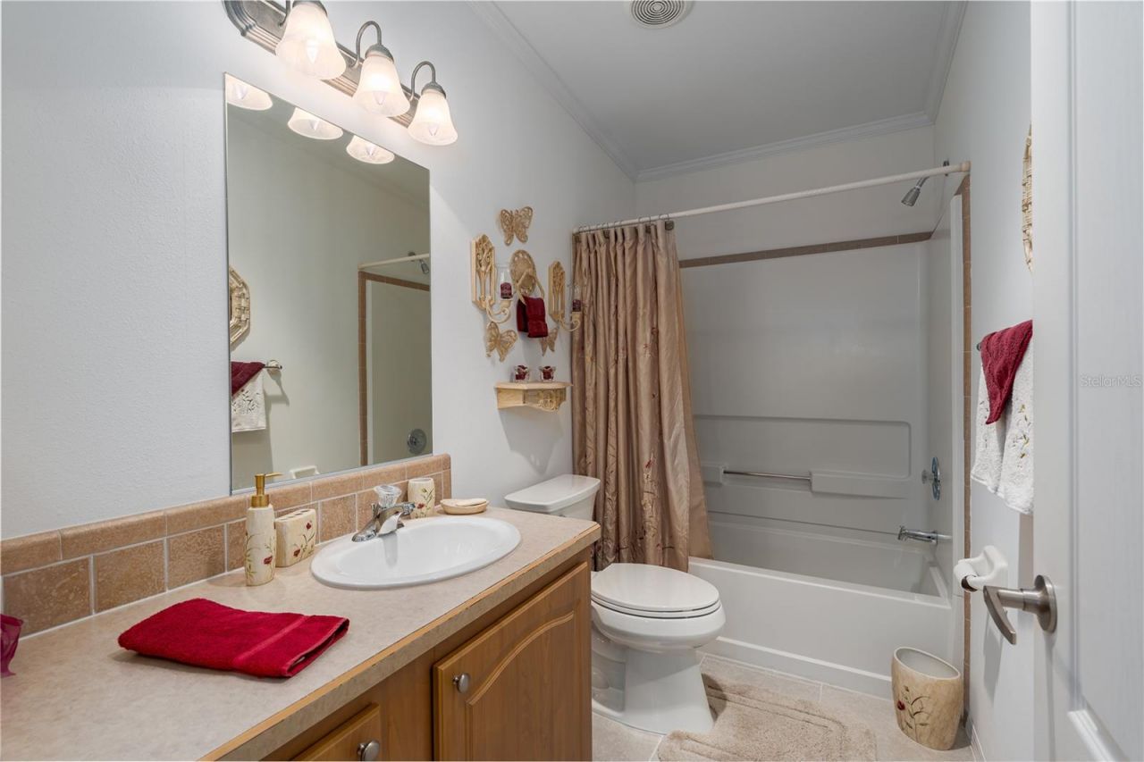 8424 Regal Way, Palmetto, FL 34221 Photo