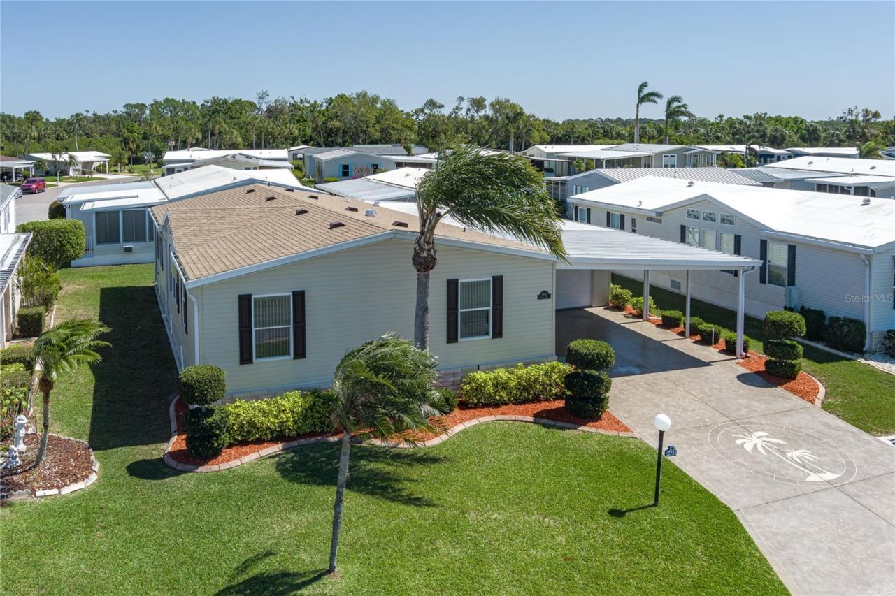 8424 Regal Way, Palmetto, FL 34221 Photo