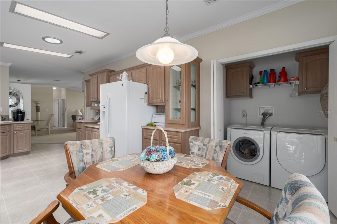 8424 Regal Way, Palmetto, FL 34221 Photo