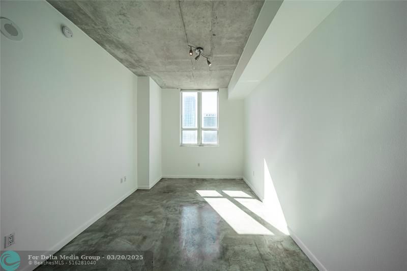 234 NE 3rd Street, Unit 2007, Miami, FL 33132 Photo