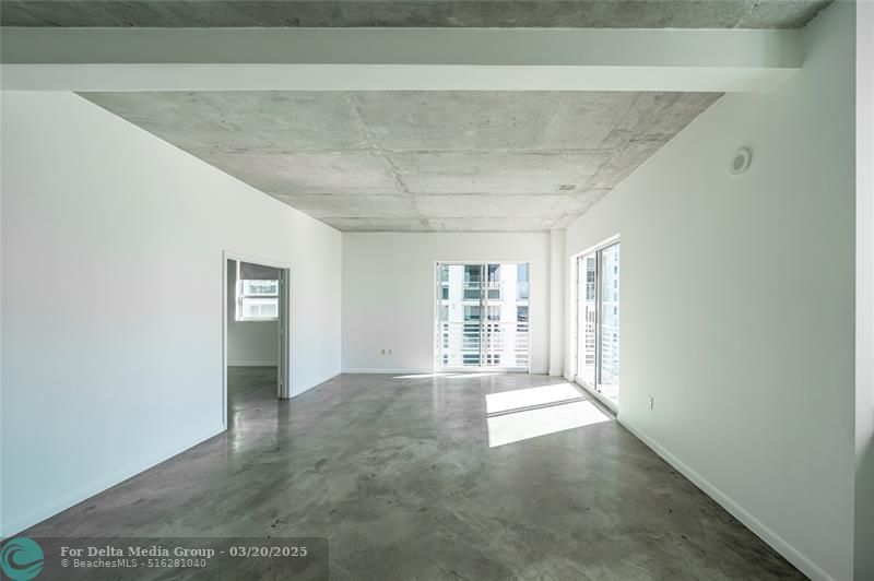 234 NE 3rd Street, Unit 2007, Miami, FL 33132 Photo