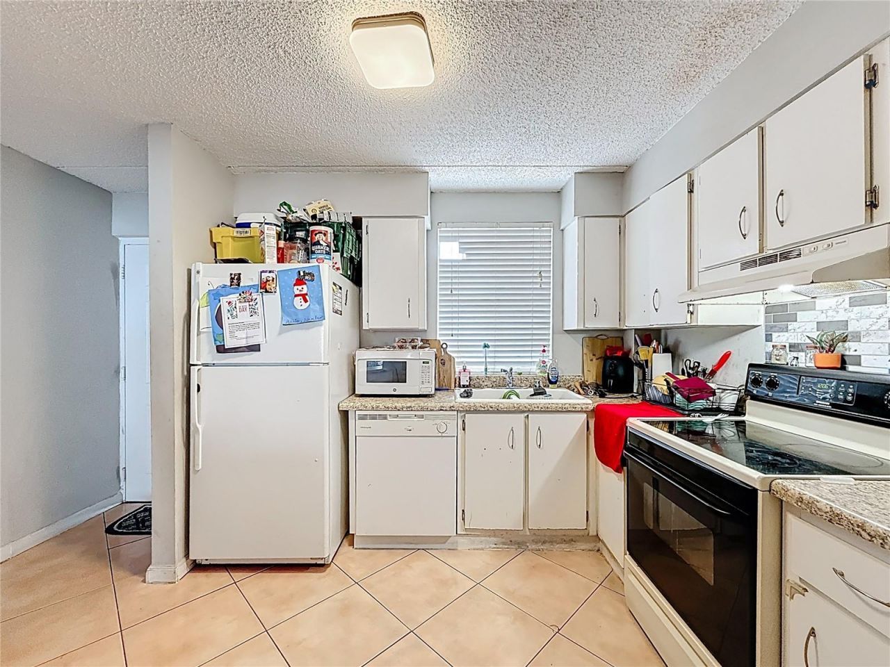 6065 NW 186th Street, Unit 312, Hialeah, FL 33015 Photo