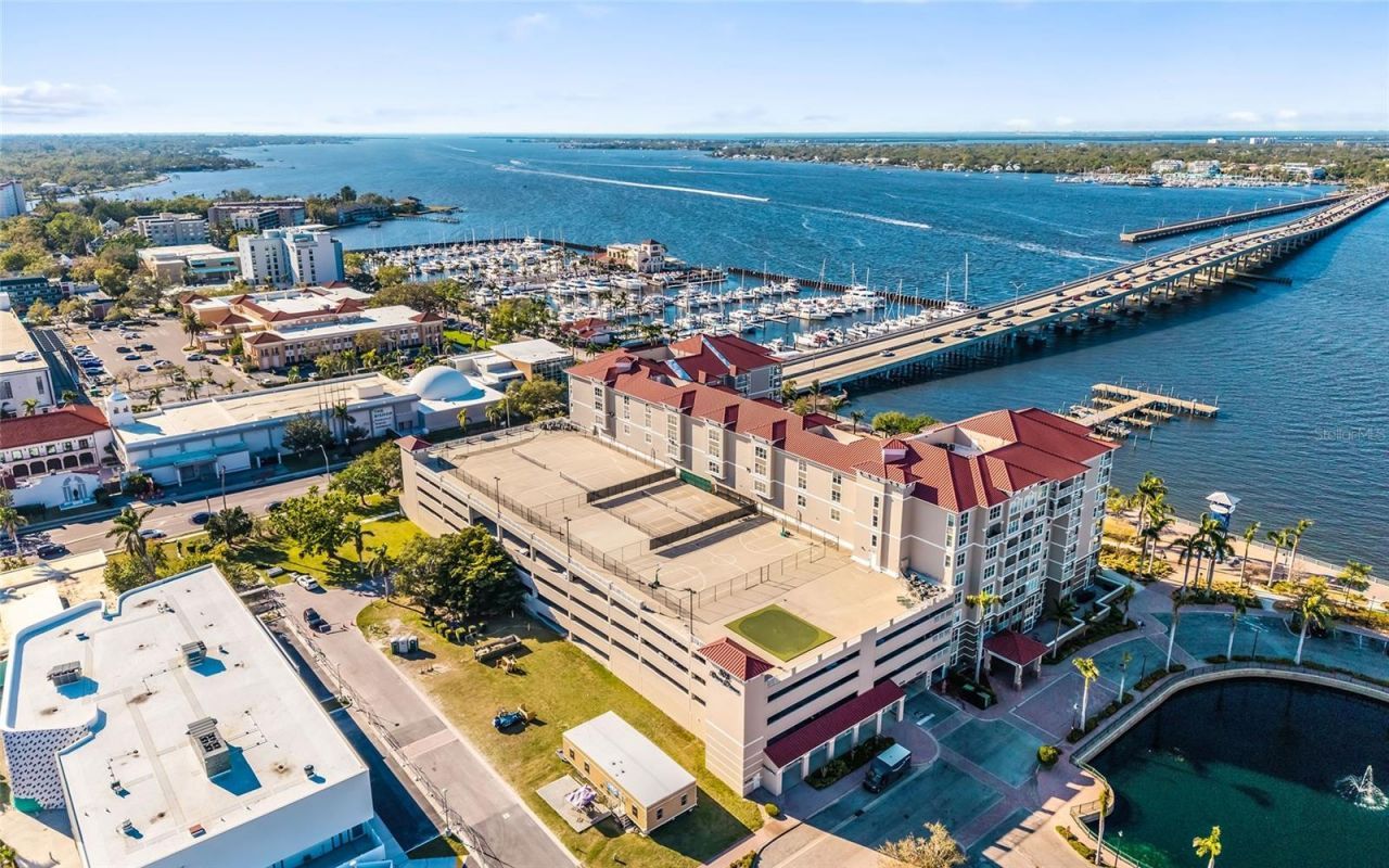 808 3rd Avenue W, Unit 205, Bradenton, FL 34205 Photo