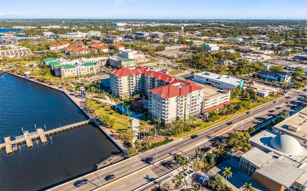 808 3rd Avenue W, Unit 205, Bradenton, FL 34205 Photo