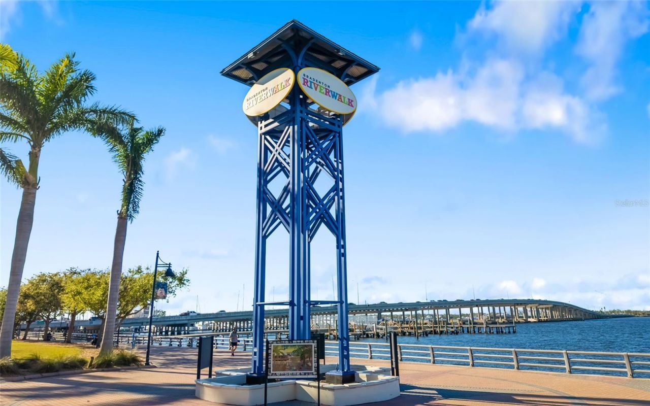 808 3rd Avenue W, Unit 205, Bradenton, FL 34205 Photo