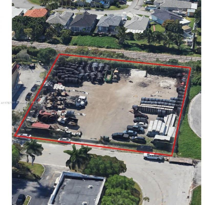 15077 SW 137 St, Kendall, FL 33196 Photo