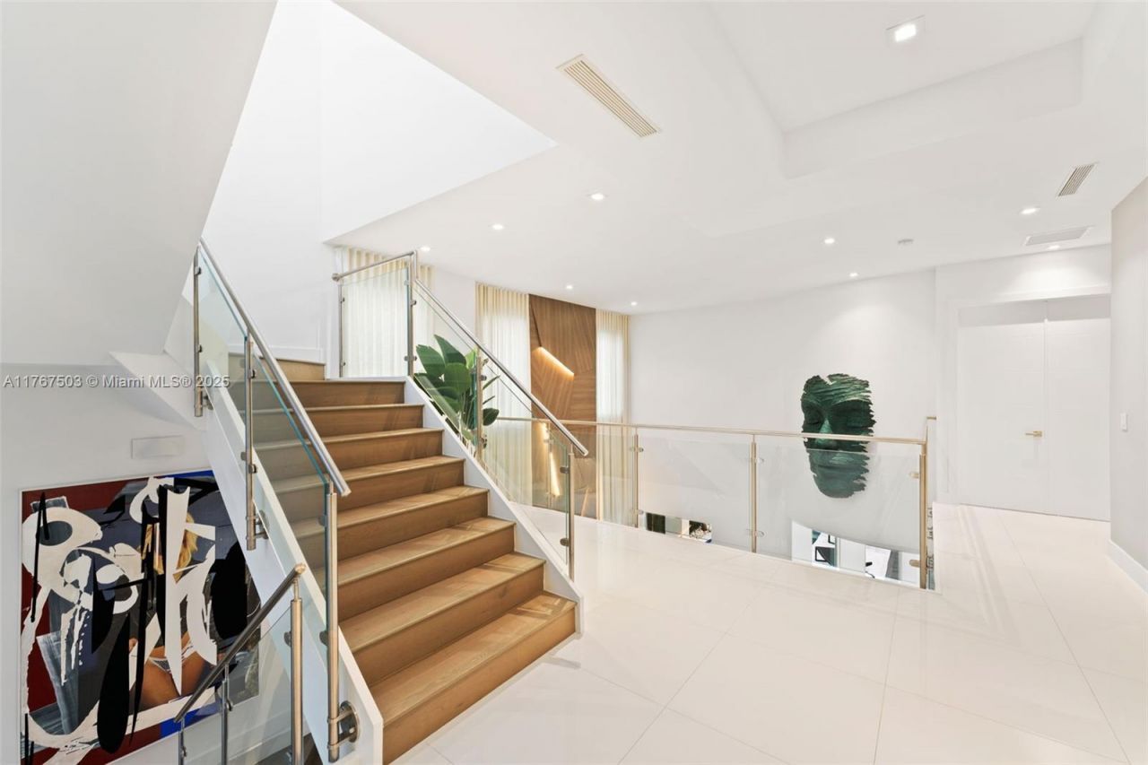 10561 NW 67th Ter, Unit 10561, Doral, FL 33178 Photo