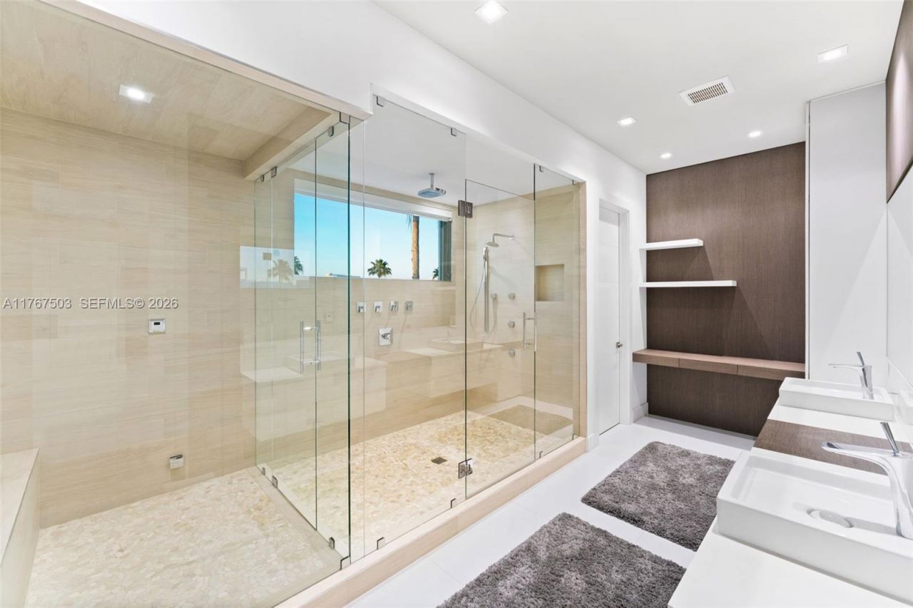 10561 NW 67th Ter, Unit 10561, Doral, FL 33178 Photo
