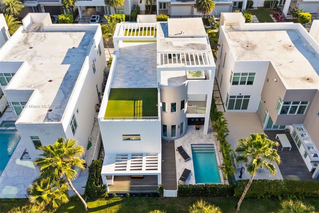 10561 NW 67th Ter, Unit 10561, Doral, FL 33178 Photo