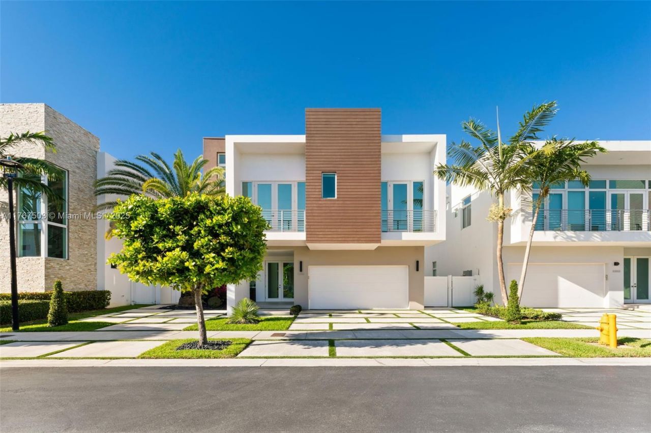 10561 NW 67th Ter, Unit 10561, Doral, FL 33178 Photo