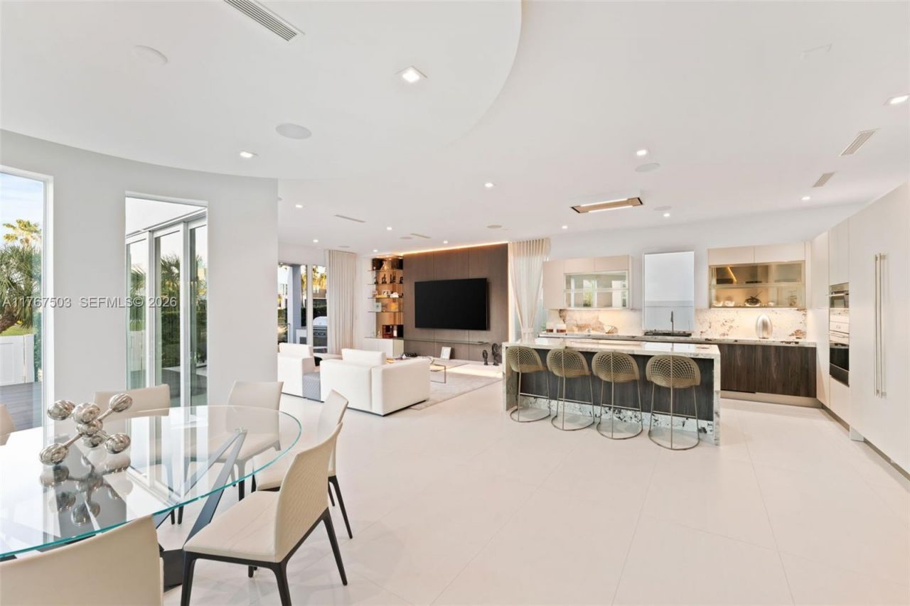 10561 NW 67th Ter, Unit 10561, Doral, FL 33178 Photo