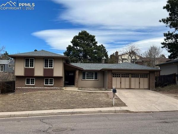 3124 Squaw Valley Drive, Colorado Springs, CO 80918