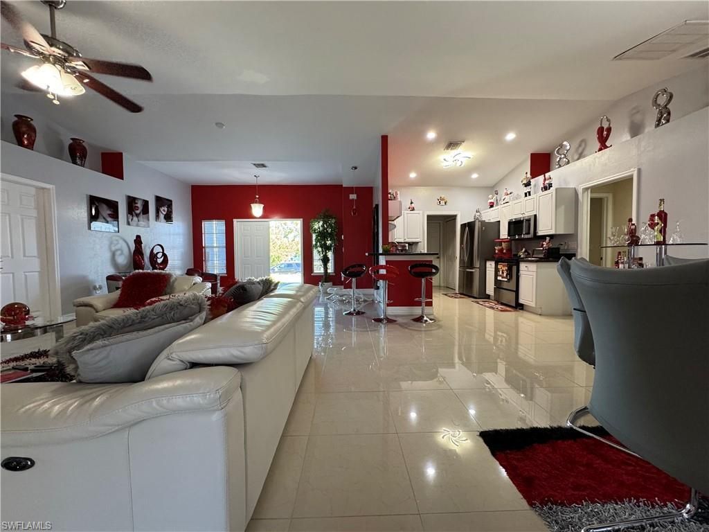 2144 NE 28th St, Cape Coral, FL 33909 Photo