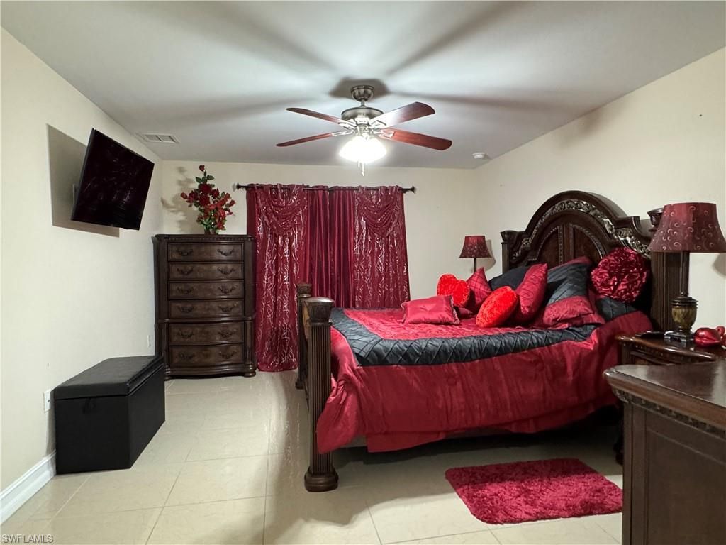 2144 NE 28th St, Cape Coral, FL 33909 Photo