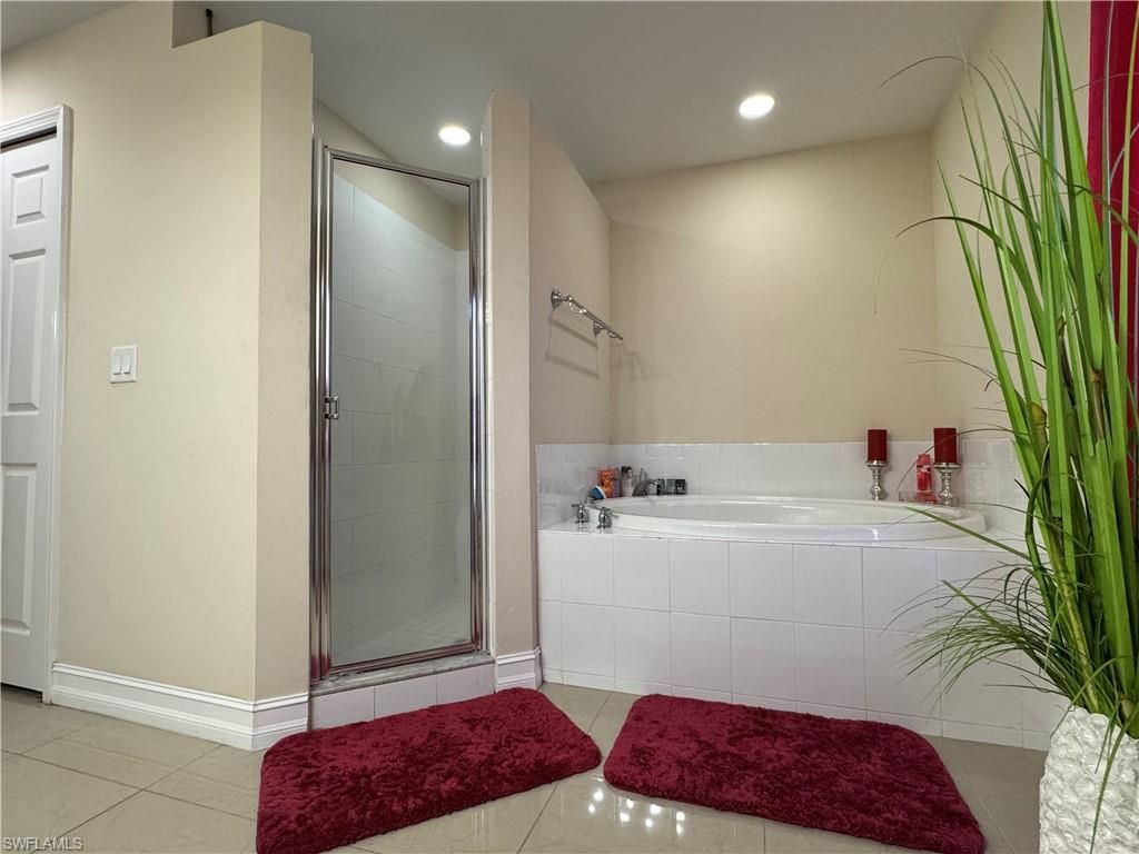 2144 NE 28th St, Cape Coral, FL 33909 Photo