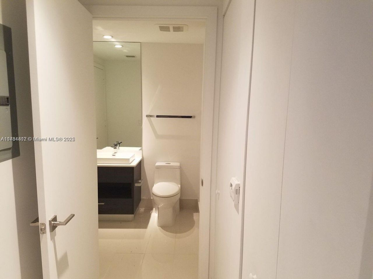 55 SW 9th St, Unit 1107, Miami, FL 33130 Photo