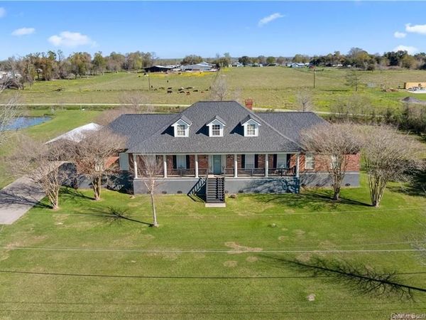 135 Country Lane, Lake Charles, LA 70607