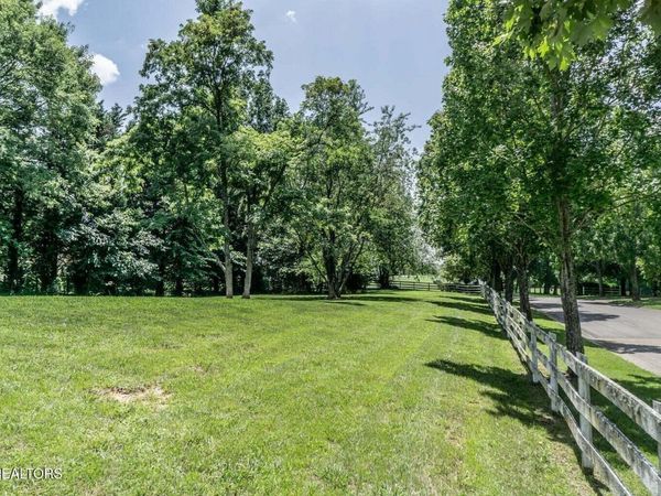 104 Lexington Court, Greeneville, TN 37745