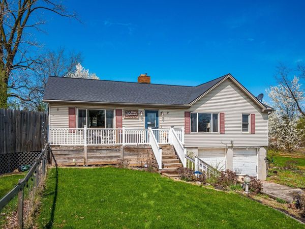 1410 Stratford Road, Delaware, OH 43015