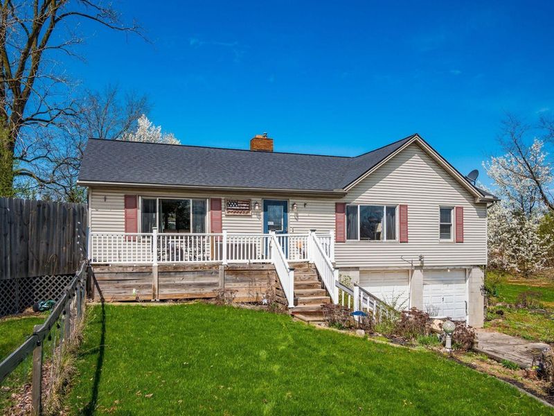 1410 Stratford Road, Delaware, OH 43015 Photo 2