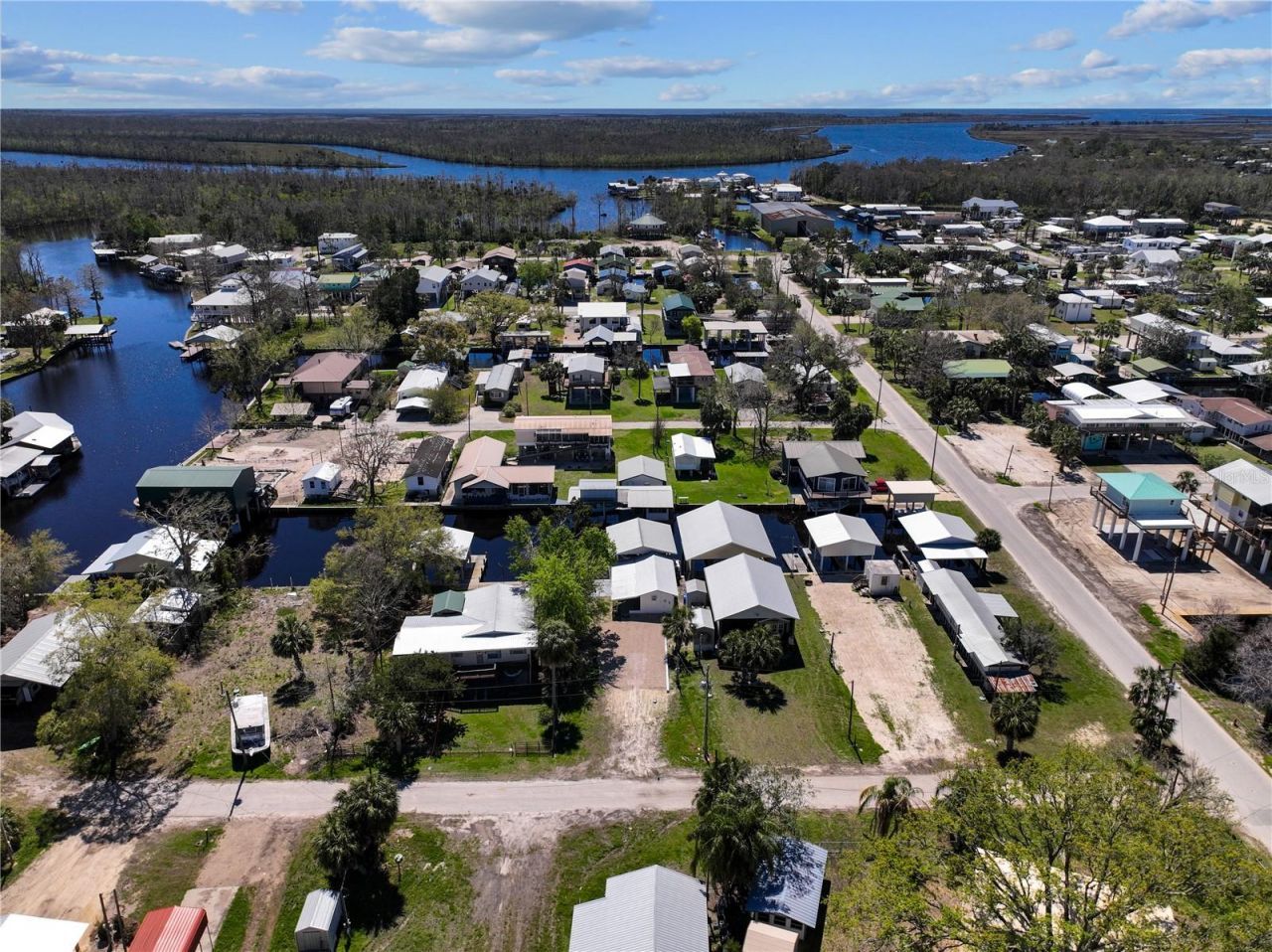 36 SE 893 Avenue, Old Town, FL 32680 Photo