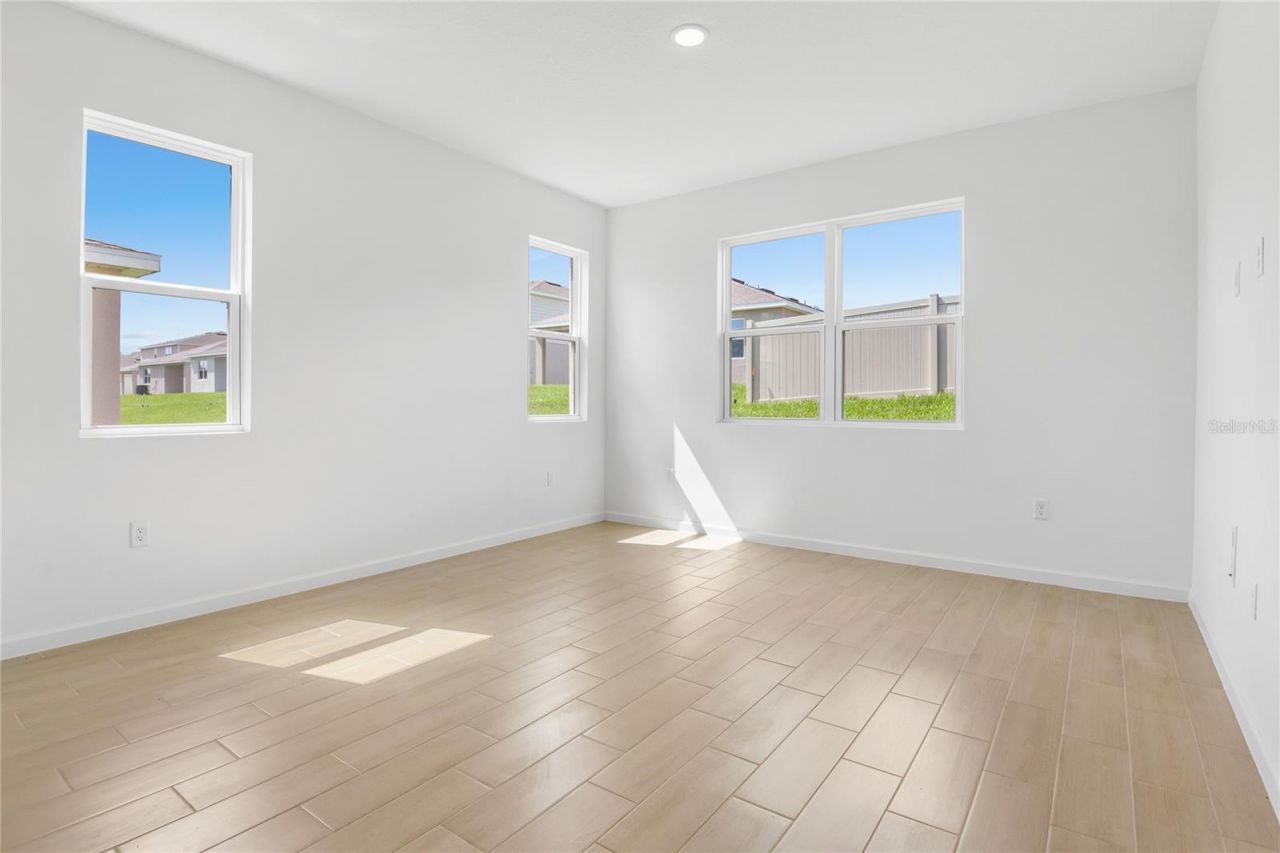 1011 Wisteria Way, Dundee, FL 33838 Photo