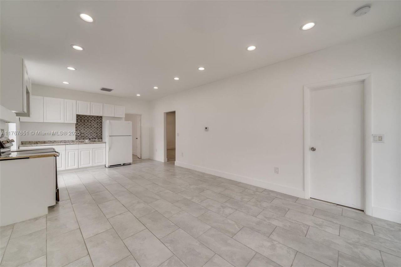 247 NW 54th St, Miami, FL 33127 Photo