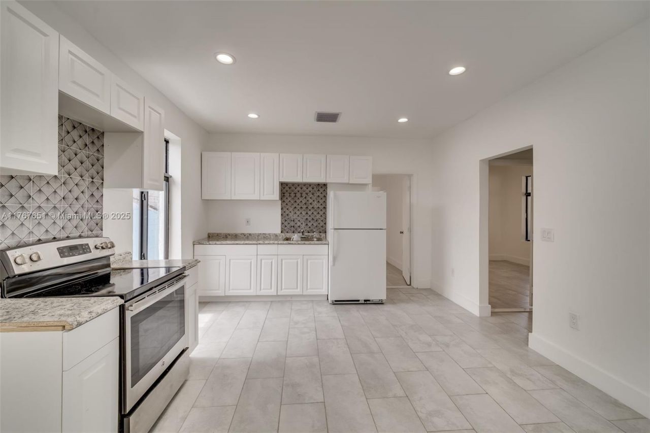 247 NW 54th St, Miami, FL 33127 Photo