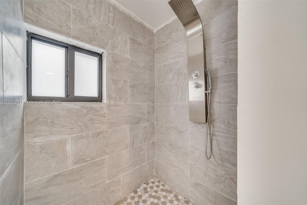 247 NW 54th St, Miami, FL 33127 Photo