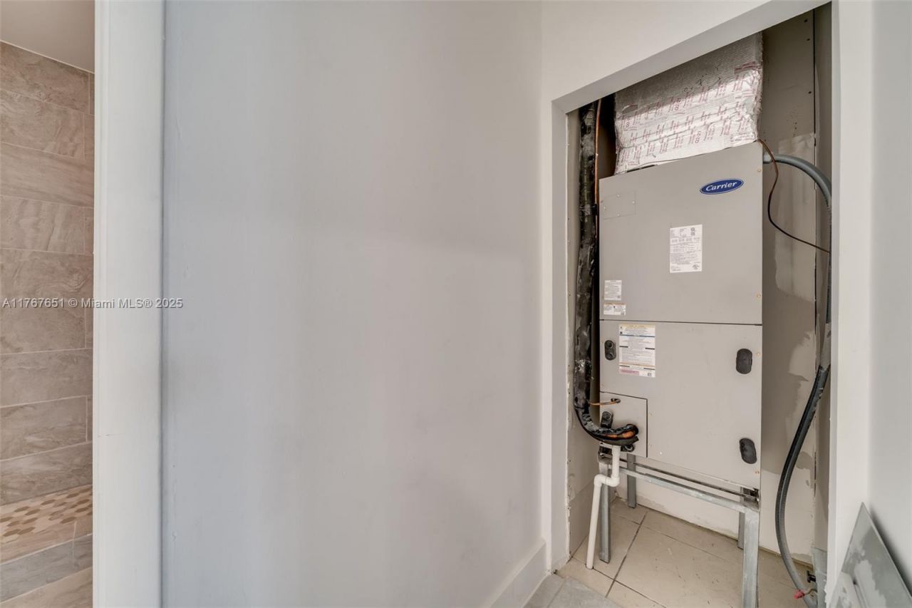 247 NW 54th St, Miami, FL 33127 Photo