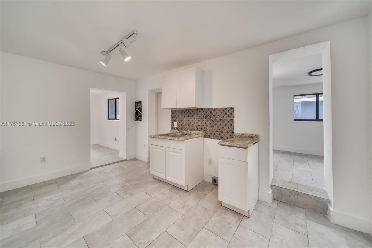 247 NW 54th St, Miami, FL 33127 Photo