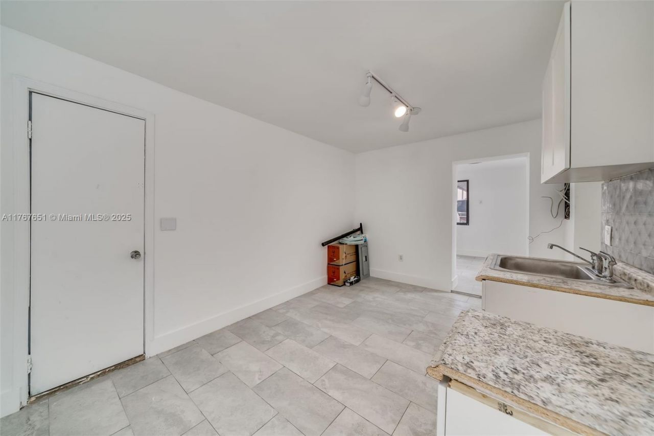 247 NW 54th St, Miami, FL 33127 Photo