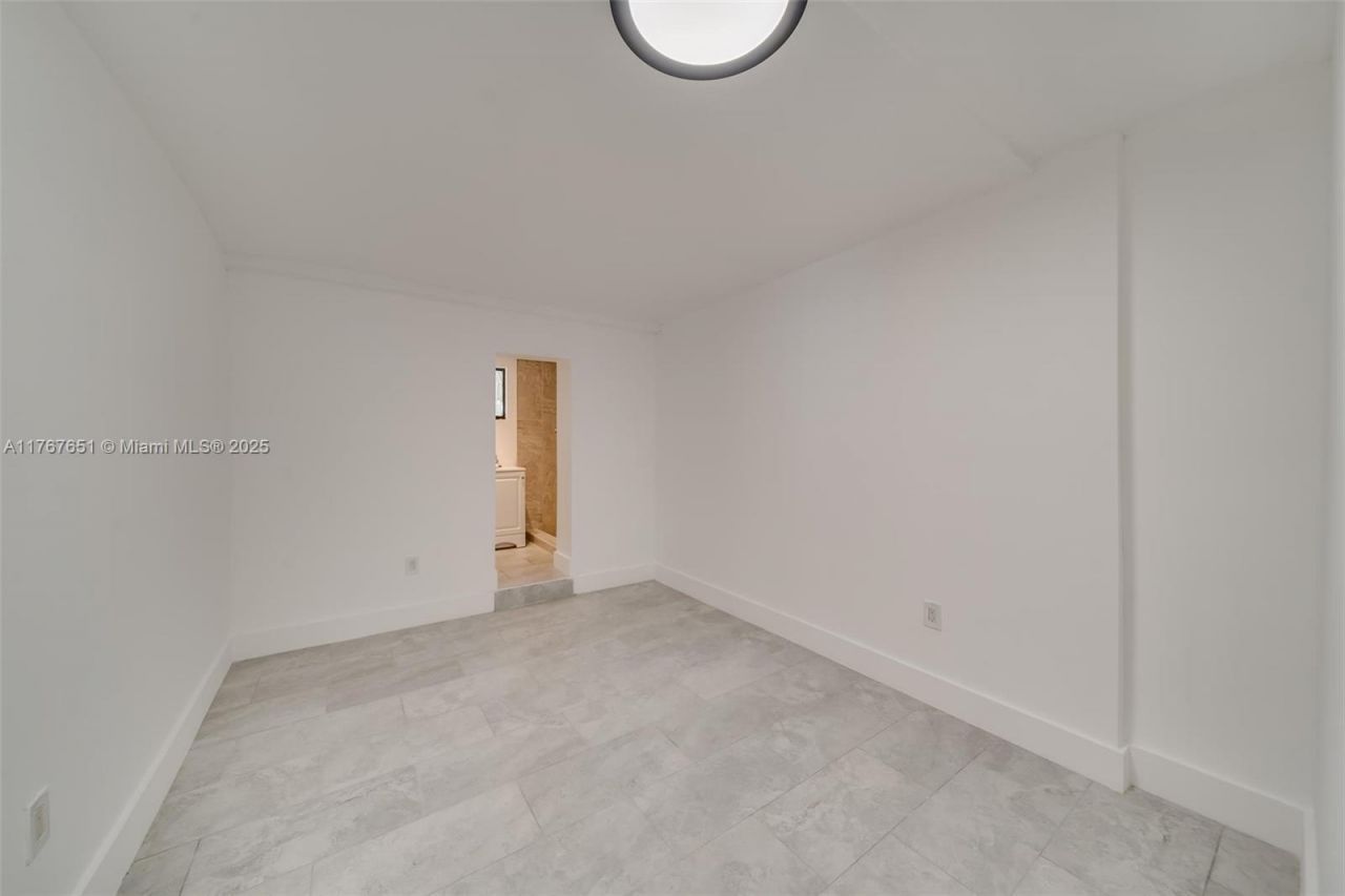 247 NW 54th St, Miami, FL 33127 Photo