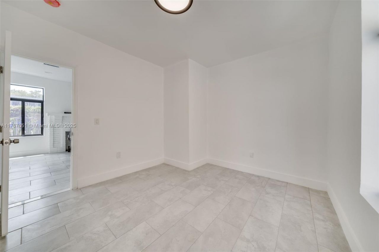 247 NW 54th St, Miami, FL 33127 Photo