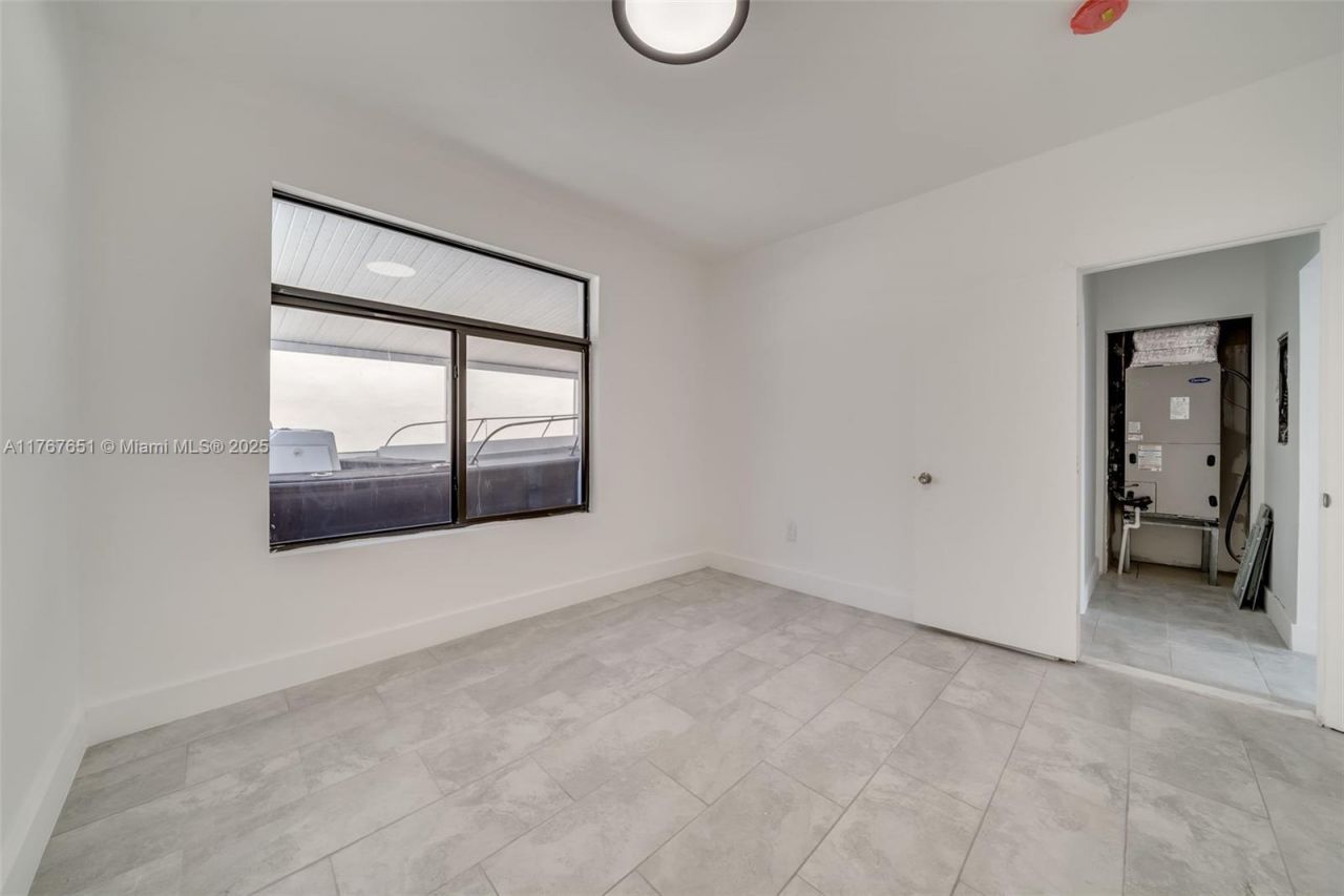 247 NW 54th St, Miami, FL 33127 Photo