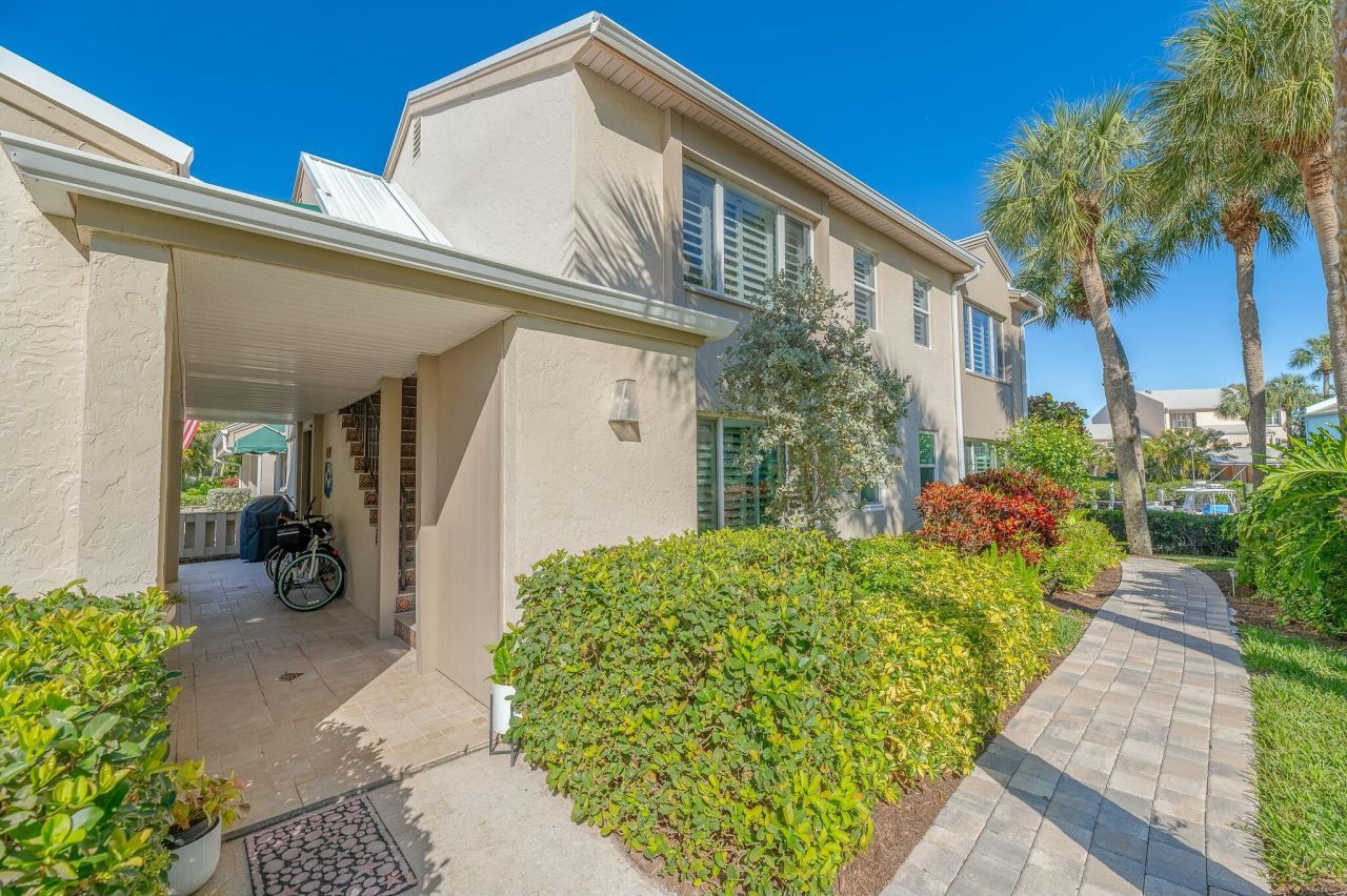 3901 SE St Lucie Boulevard, Unit 39, Stuart, FL 34997 Photo