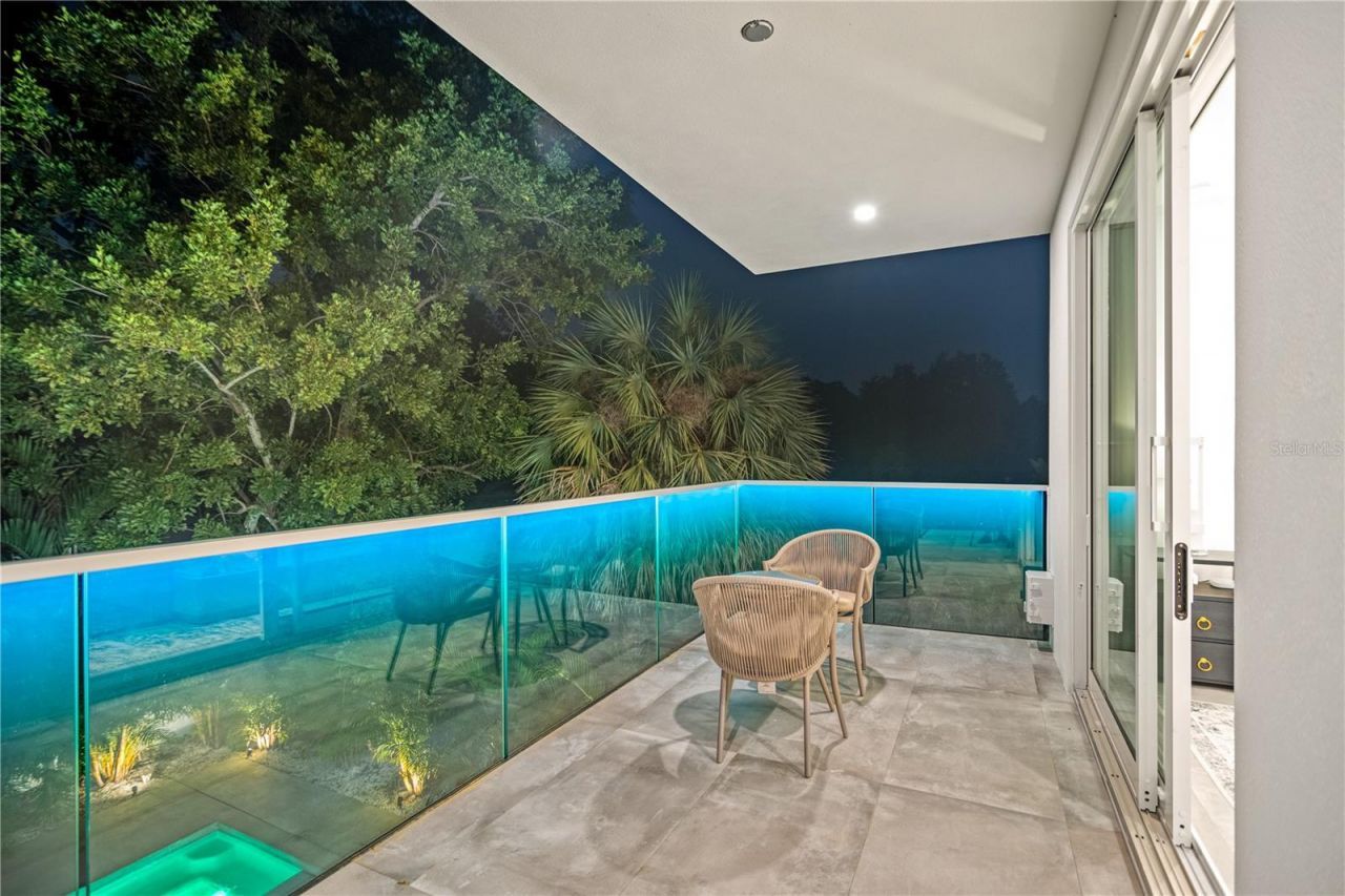 2327 Hillview Street, Sarasota, FL 34239 Photo