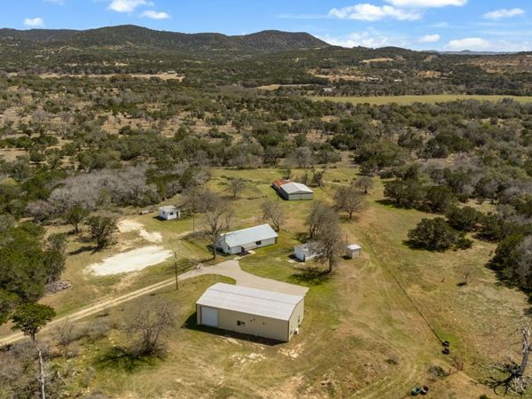 3584 Privilege Creek, Pipe Creek, TX 78063