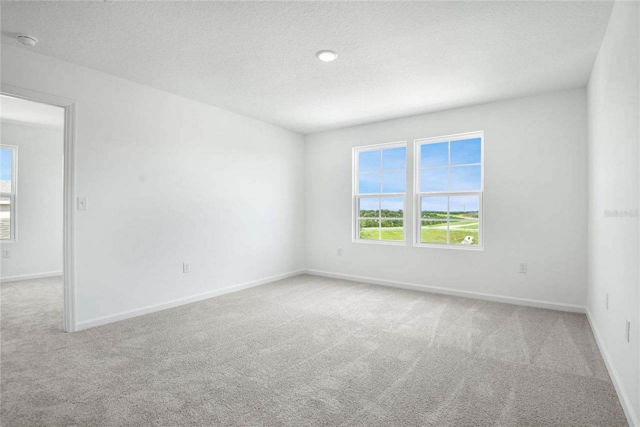 1015 Wisteria Way, Dundee, FL 33838 Photo