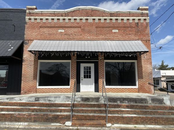 225 Main Street, Union, MS 39365