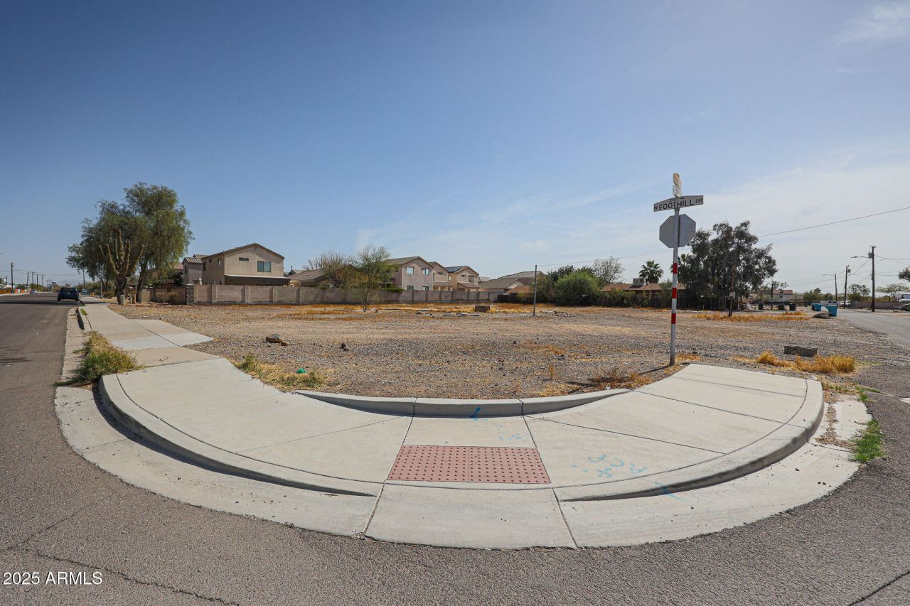 29xx W Adobe Drive, Lot #3, Phoenix, AZ 85027 Main Photo