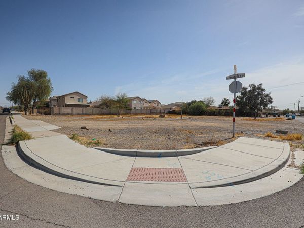 29XX W Adobe Drive, Unit 3, Phoenix, AZ 85027