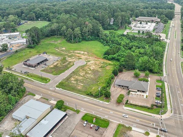 01 Pinehaven Drive, Clinton, MS 39056