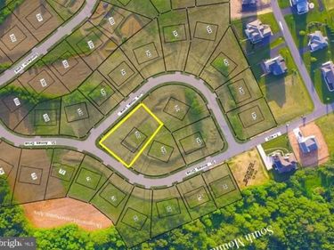 7060 DUCK HOOK LANE, FAYETTEVILLE, PA 17222