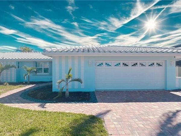 11 Palmview BLVD, FORT MYERS BEACH, FL 33931