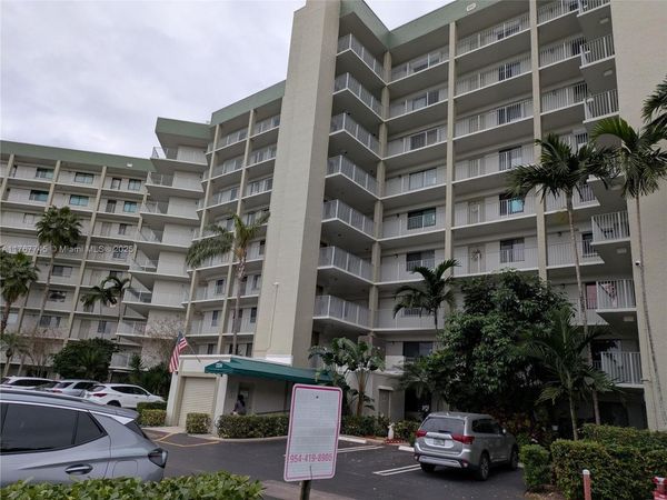 2334 S Cypress Bend Dr, Unit 602, Pompano Beach, FL 33069