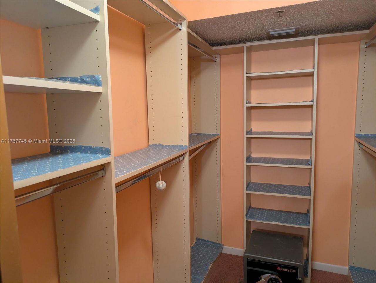 2334 S Cypress Bend Dr, Unit 602, Pompano Beach, FL 33069 Photo