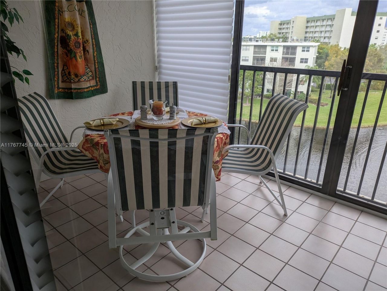 2334 S Cypress Bend Dr, Unit 602, Pompano Beach, FL 33069 Photo