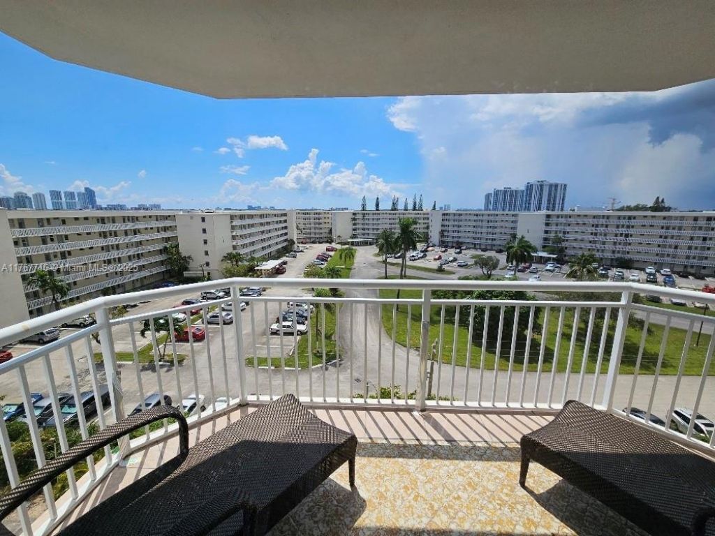 18031 Biscayne Blvd, Unit 603, Aventura, FL 33160 Photo
