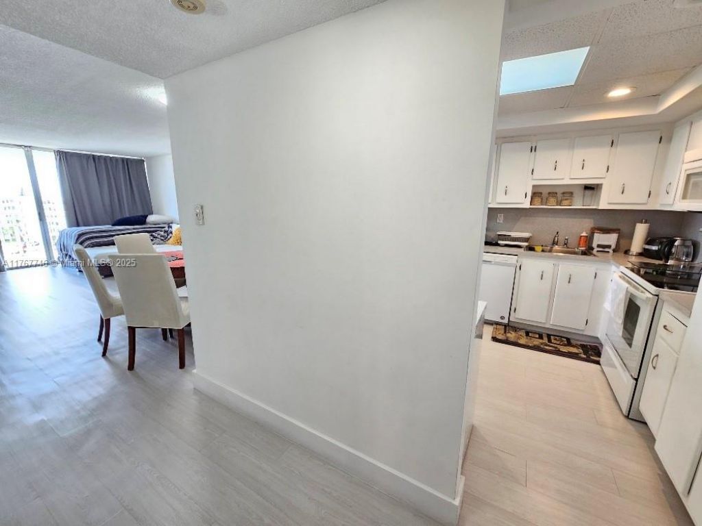 18031 Biscayne Blvd, Unit 603, Aventura, FL 33160 Photo